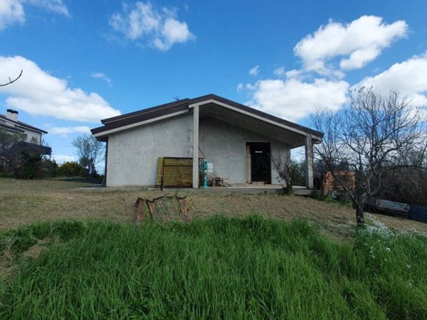 casa indipendente in vendita a San Giovanni in Marignano