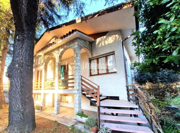 casa indipendente in vendita a San Giovanni in Marignano