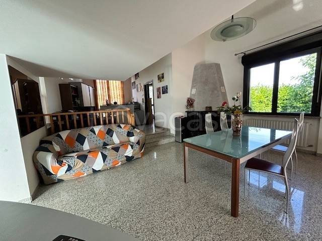 casa indipendente in vendita a San Giovanni in Marignano