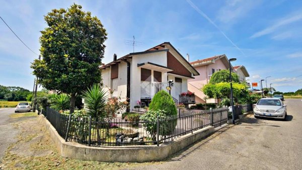 casa indipendente in vendita a San Giovanni in Marignano