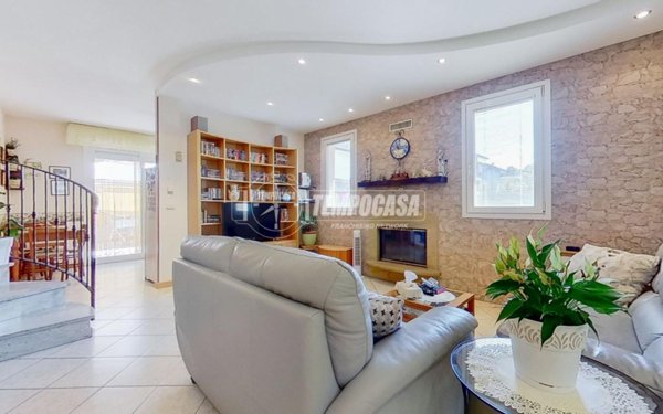 casa indipendente in vendita a San Giovanni in Marignano