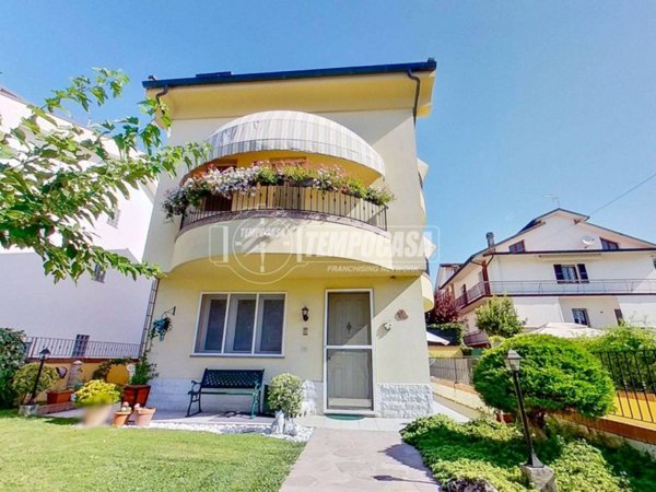 casa indipendente in vendita a San Giovanni in Marignano