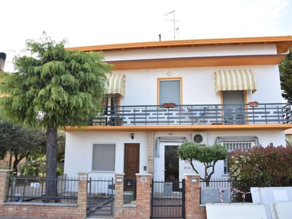 appartamento a San Giovanni in Marignano in zona Santa Maria in Pietrafitta