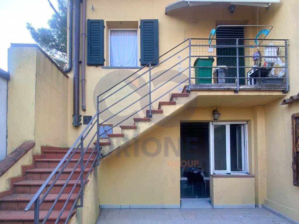casa indipendente in vendita a San Giovanni in Marignano in zona Montalbano