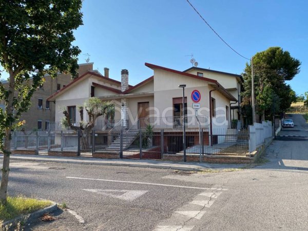 casa indipendente in vendita a San Giovanni in Marignano in zona Montalbano