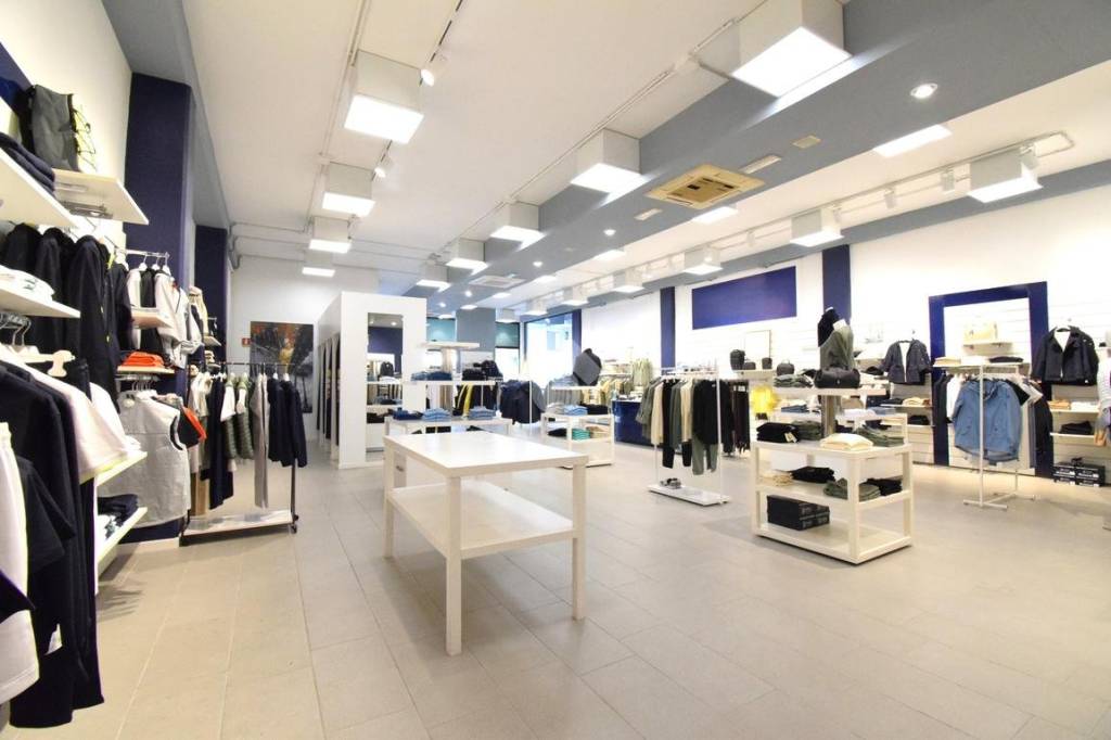 locale commerciale in vendita a San Giovanni in Marignano