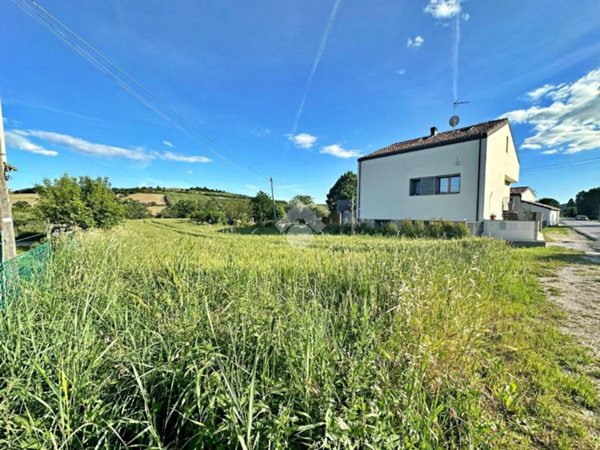 terreno in vendita a San Giovanni in Marignano