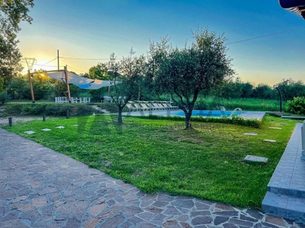 casa indipendente in vendita a Santarcangelo di Romagna in zona Montalbano