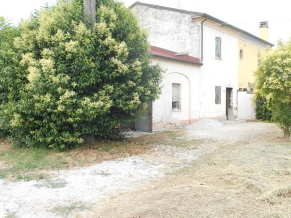 casa indipendente in vendita a Santarcangelo di Romagna