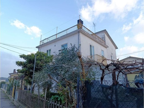 casa indipendente in vendita a Santarcangelo di Romagna in zona San Michele
