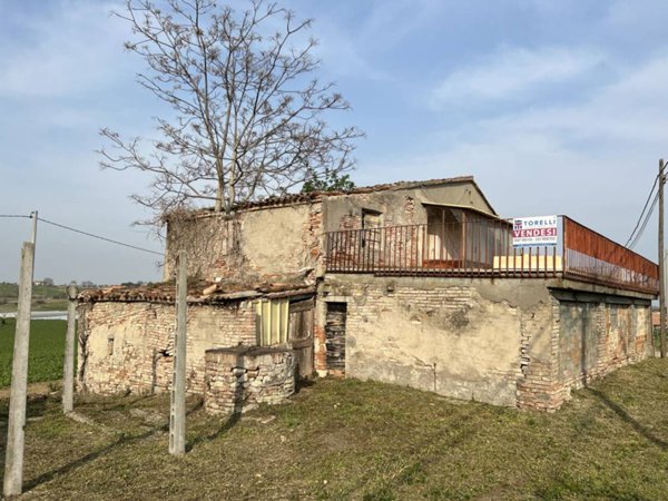 casale in vendita a Santarcangelo di Romagna in zona Canonica