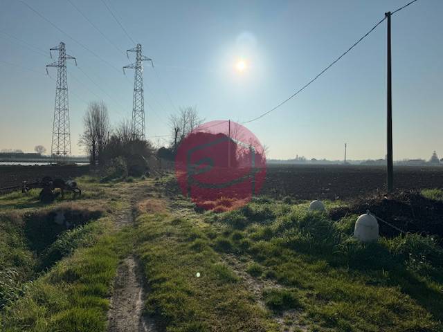 terreno edificabile in vendita a Santarcangelo di Romagna