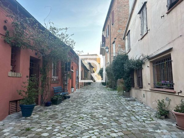 casa indipendente in vendita a Santarcangelo di Romagna