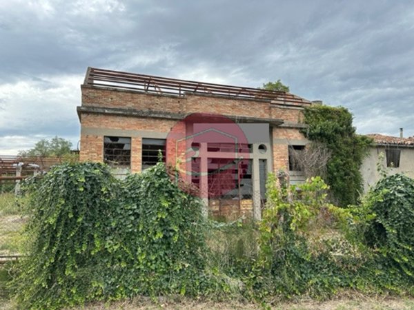 capannone in vendita a Santarcangelo di Romagna