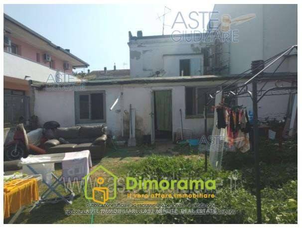 casa indipendente in vendita a Santarcangelo di Romagna in zona San Vito