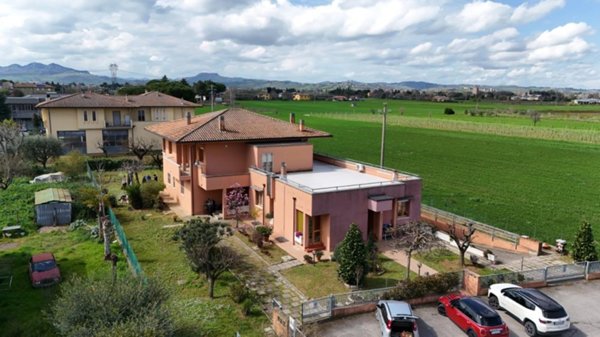 appartamento in vendita a Santarcangelo di Romagna in zona Sant'Ermete