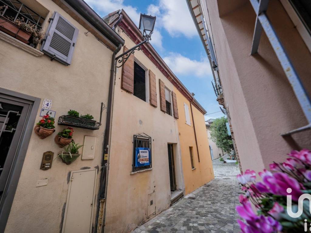 casa indipendente in vendita a Santarcangelo di Romagna
