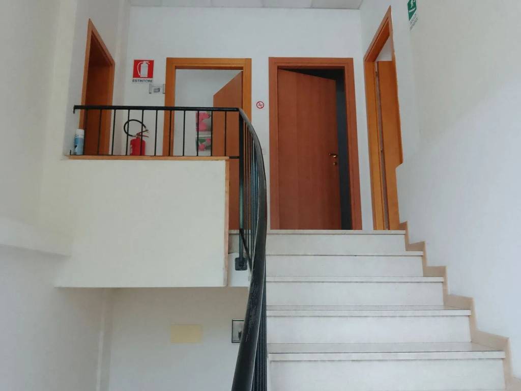 negozio in vendita a Santarcangelo di Romagna