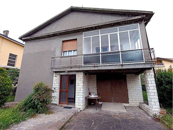 casa indipendente in vendita a Santarcangelo di Romagna