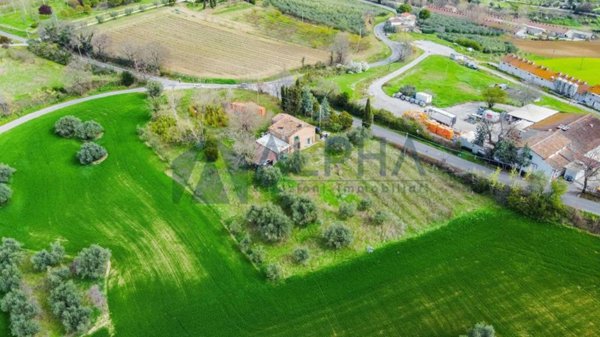 casa indipendente in vendita a Santarcangelo di Romagna in zona Montalbano