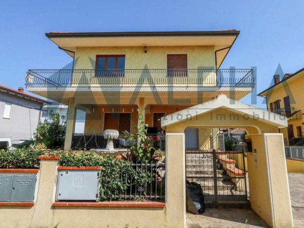 appartamento in vendita a Santarcangelo di Romagna in zona San Michele