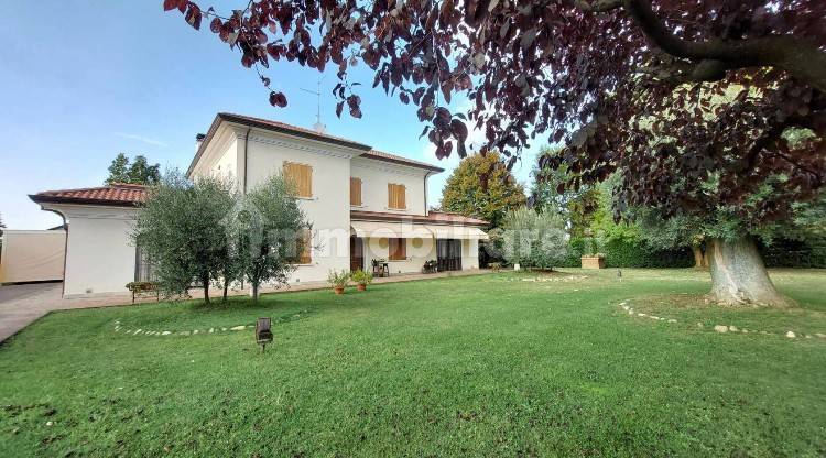 casa indipendente in vendita a Santarcangelo di Romagna