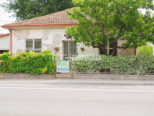 casa indipendente in vendita a Santarcangelo di Romagna in zona San Michele