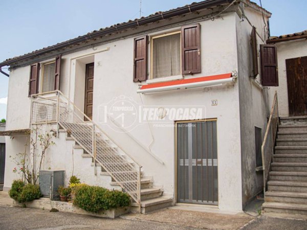 casa indipendente in vendita a Santarcangelo di Romagna in zona Sant'Ermete