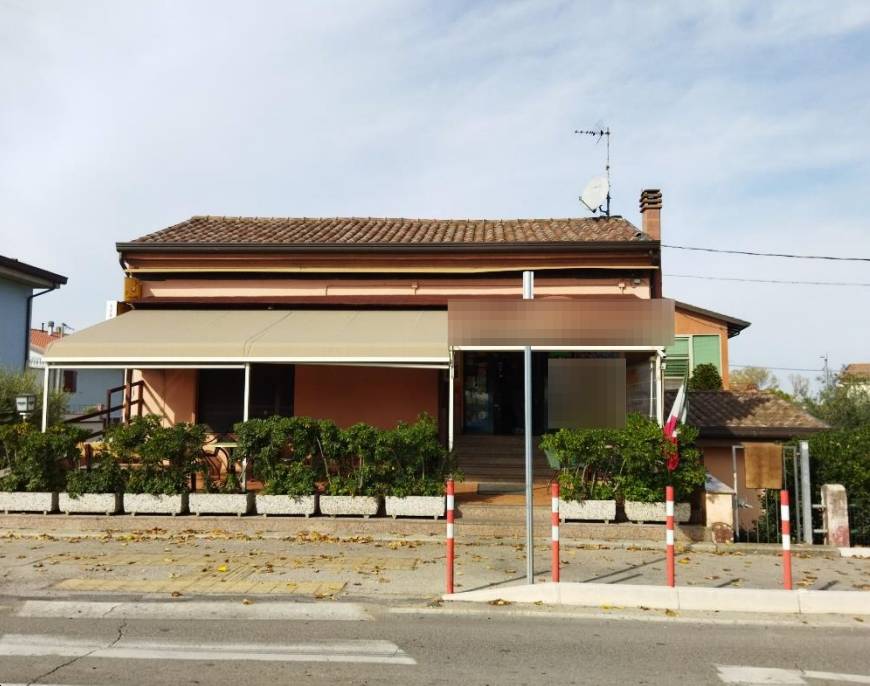 negozio in vendita a Santarcangelo di Romagna