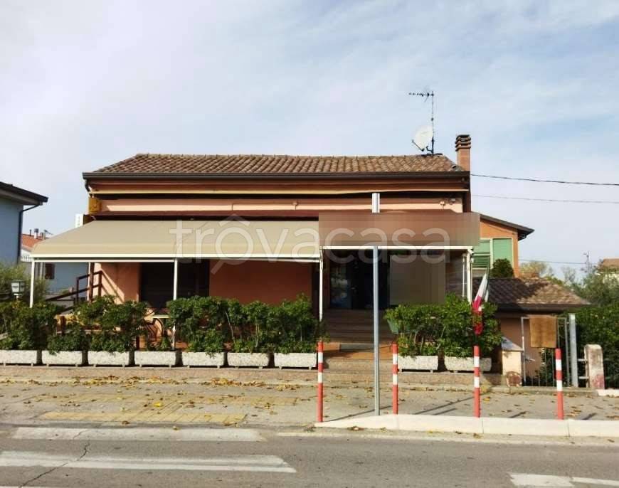 negozio in vendita a Santarcangelo di Romagna