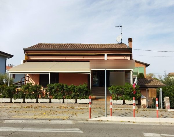 negozio in vendita a Santarcangelo di Romagna
