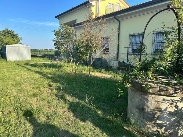 casa indipendente in vendita a Santarcangelo di Romagna in zona San Vito