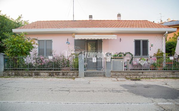 casa indipendente in vendita a Santarcangelo di Romagna