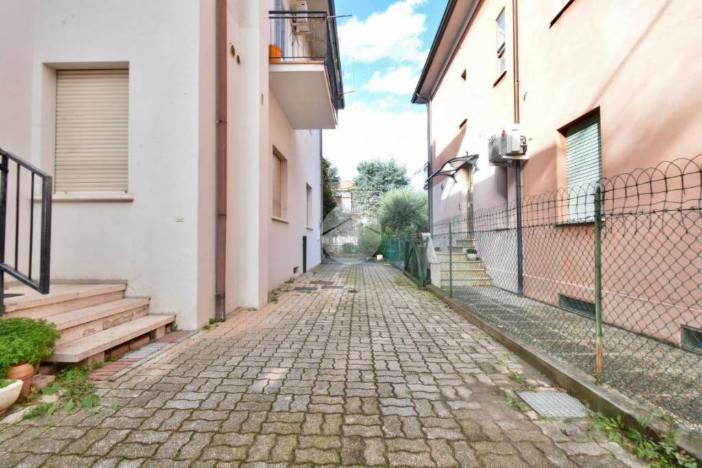 casa indipendente in vendita a Santarcangelo di Romagna