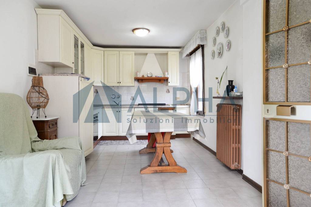 casa indipendente a Santarcangelo di Romagna in zona San Martino dei Mulini