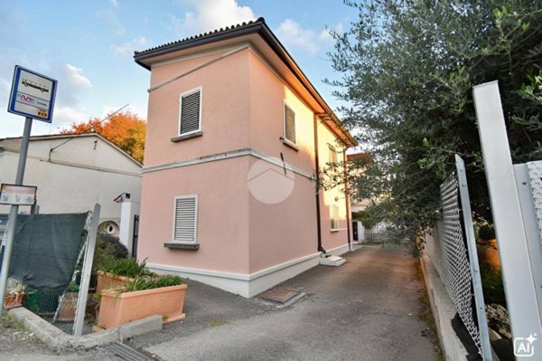 casa indipendente in vendita a Santarcangelo di Romagna