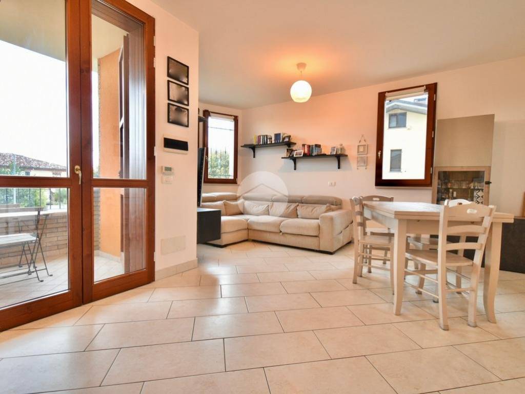 appartamento in vendita a Santarcangelo di Romagna in zona Canonica