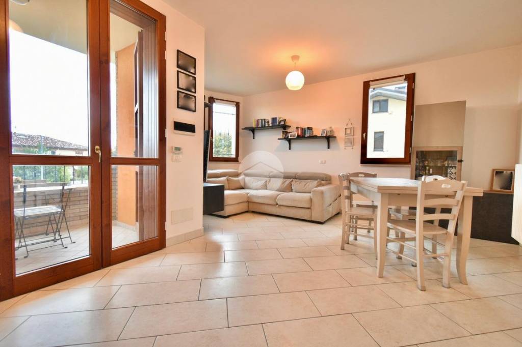 appartamento in vendita a Santarcangelo di Romagna in zona Canonica