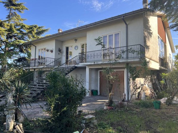 casa indipendente in vendita a Santarcangelo di Romagna in zona San Vito