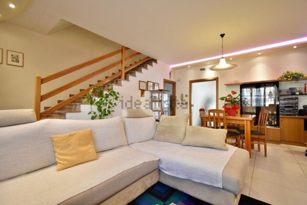 casa indipendente in vendita a Santarcangelo di Romagna