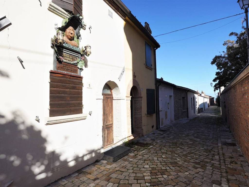 casa indipendente in vendita a Santarcangelo di Romagna