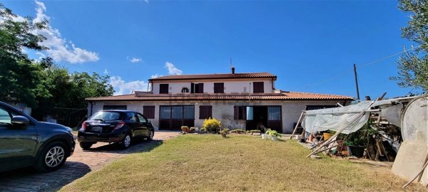 casa indipendente in vendita a Santarcangelo di Romagna