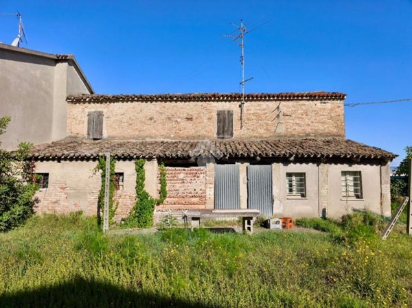 quadrivano in vendita a Santarcangelo di Romagna in zona Sant'Ermete