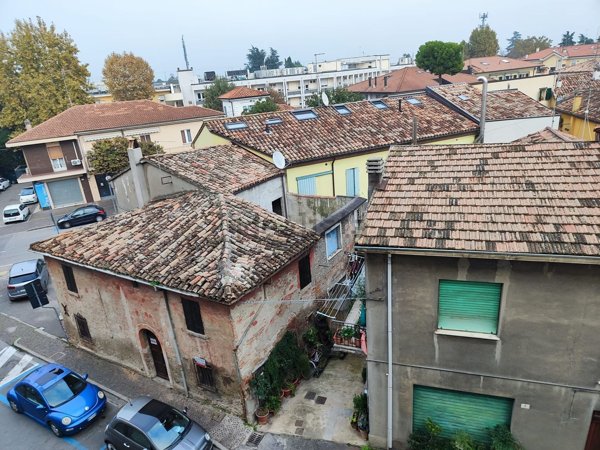 pentavano in vendita a Santarcangelo di Romagna