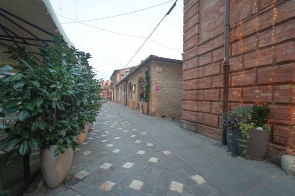 negozio in vendita a Santarcangelo di Romagna