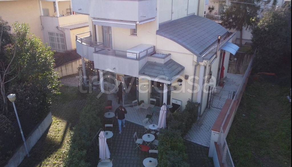 negozio in vendita a Santarcangelo di Romagna