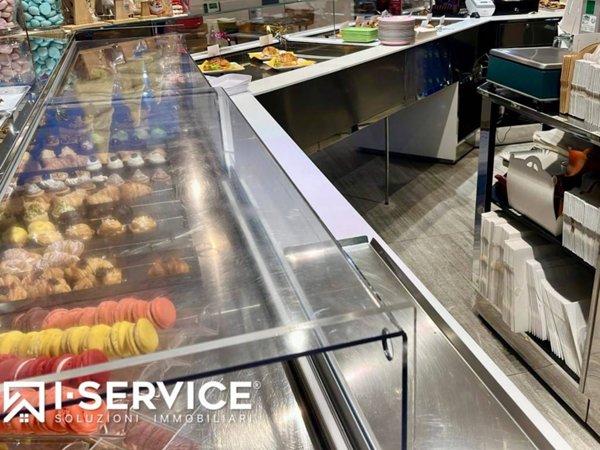 negozio in vendita a Santarcangelo di Romagna