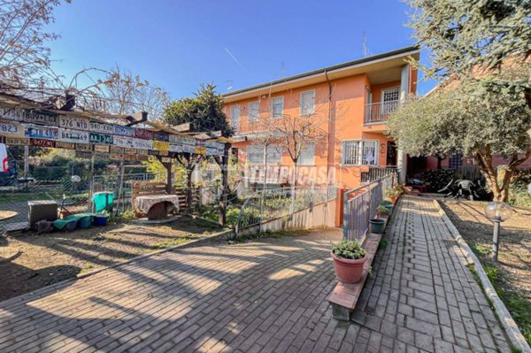 casa indipendente in vendita a Santarcangelo di Romagna