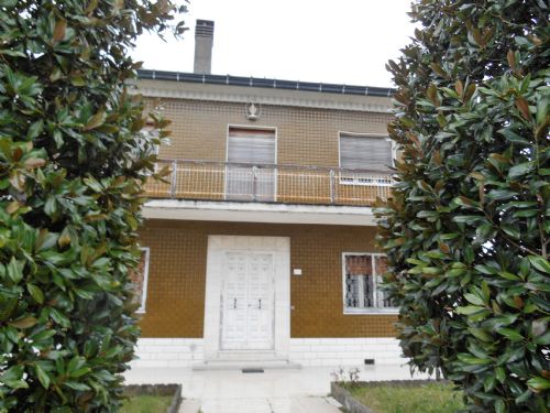 casa indipendente in vendita a Santarcangelo di Romagna