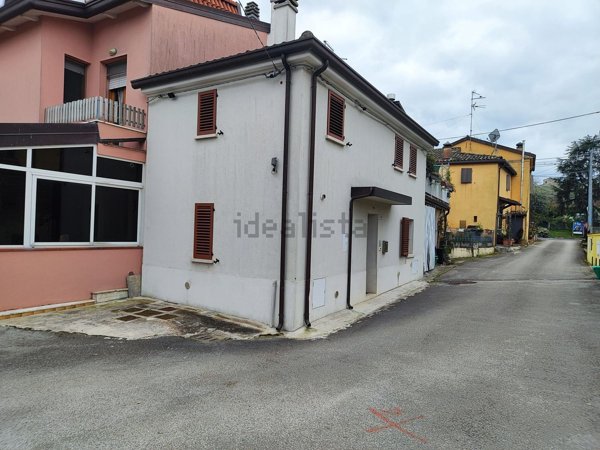 appartamento in vendita a Santarcangelo di Romagna in zona Sant'Ermete